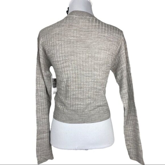 BP Reagan Women's NWT Heather Gray V-Neck Long Sleeve Ribbed Knit Sweater L/C34 - Picture 4 of 10